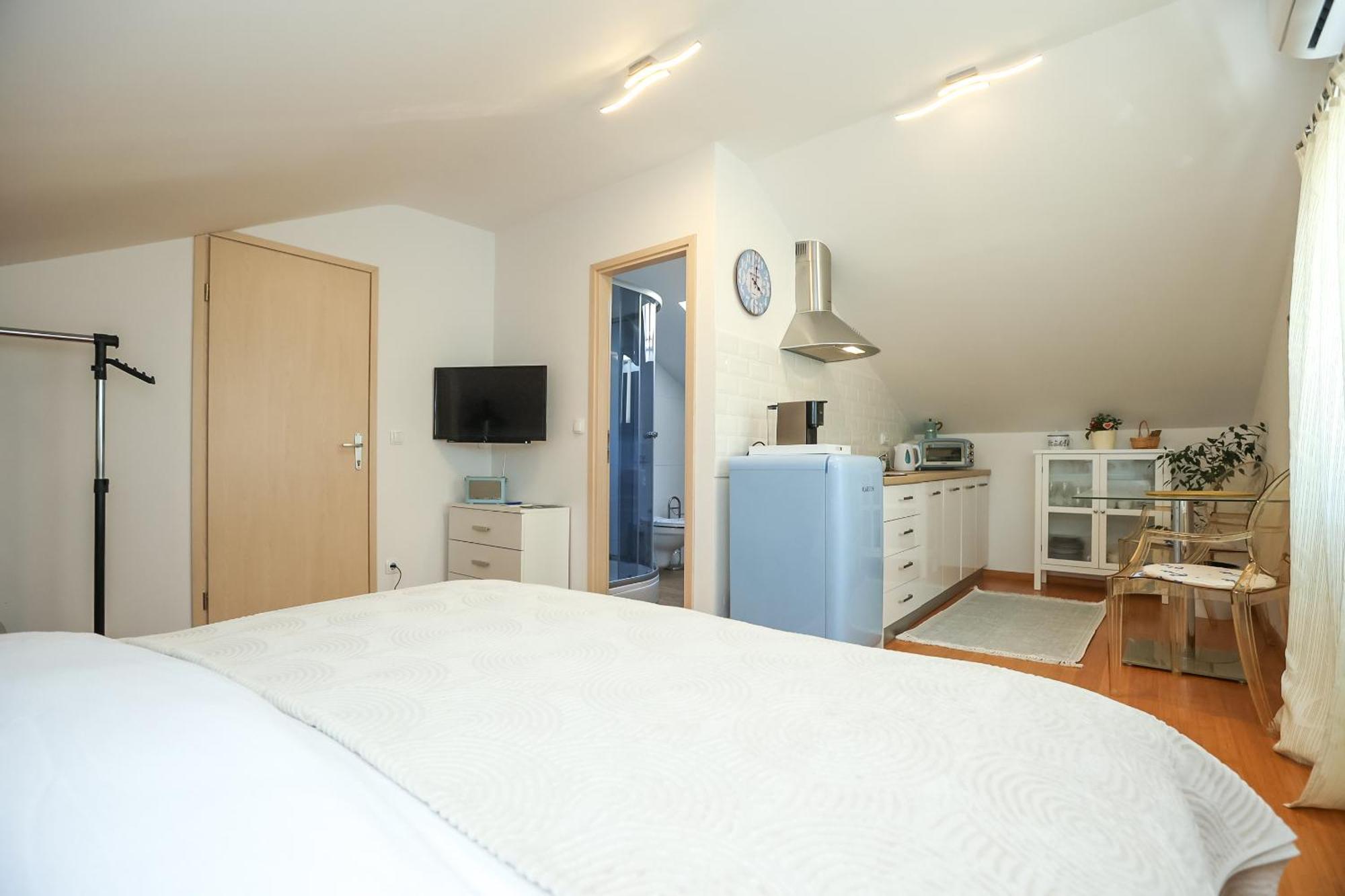 Z&A Studio Apartment With Parking Božava Kültér fotó